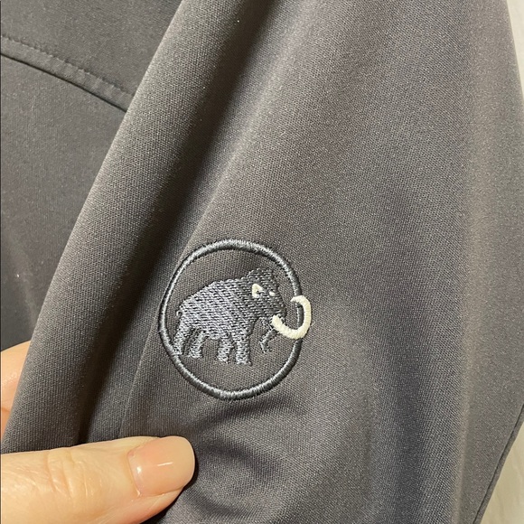 Mammut | Swiss Design|Charcoal | SofTech |Soft shell | Full Zip | Jacket |Size S - Picture 6 of 16